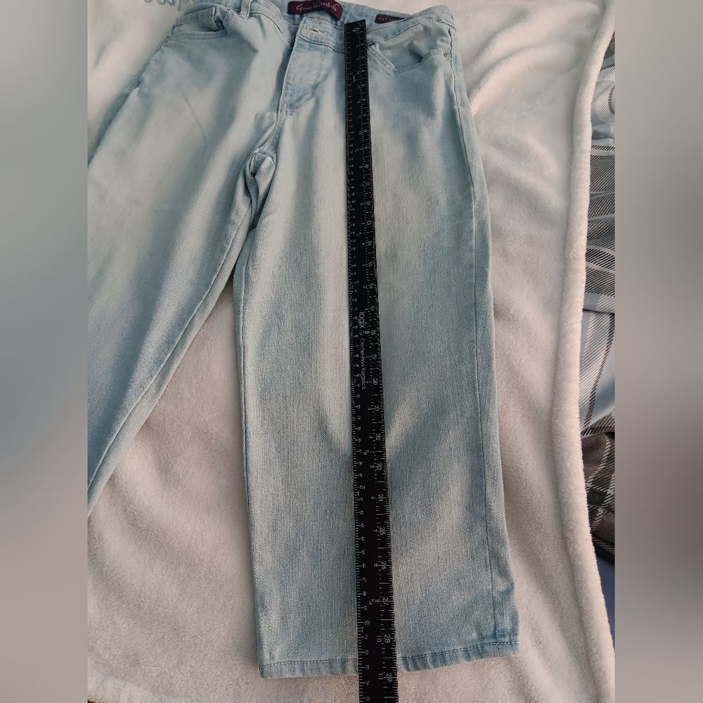 Gloria Vanderbilt Women's Rail Straight Capris Blue Denim Size 8 - Picture 8 of 9